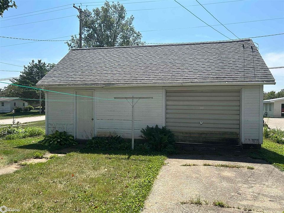 118 4th St, Gladbrook, IA 50635 Zillow