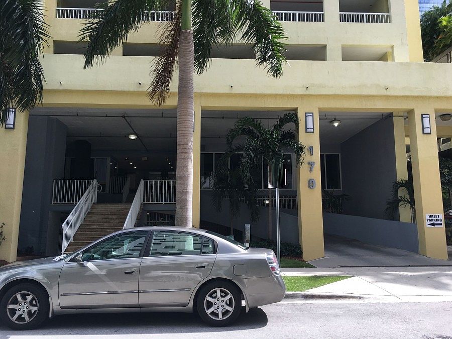 1st image of 170 SE 14th St APT 1807