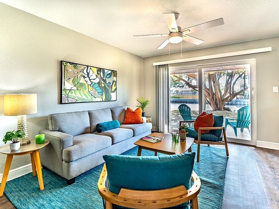 Luxury Living With a Waterfront View!
