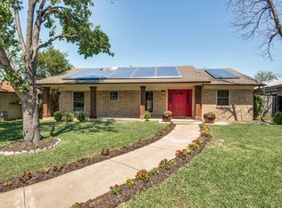 3709 Flamingo Ln, Irving, TX 75062