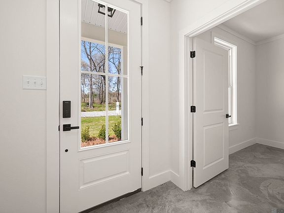 3rd image of 11992 Simms Rd