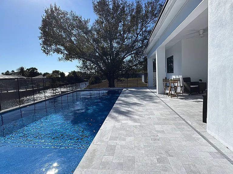 1882 Coral Point Dr — Photo 60