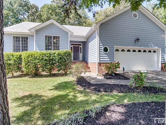 2nd image of 4406 Sun Valley Dr