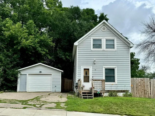 26 2nd St SE, Faribault, MN 55021