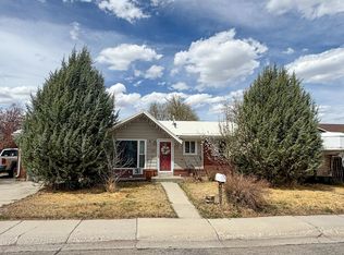 839 S 6th St, Lander, WY 82520