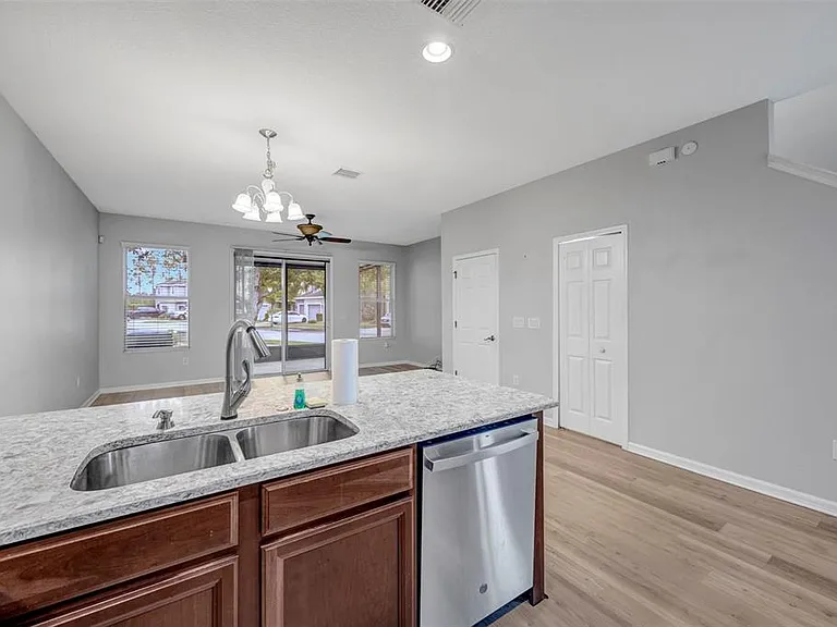 6705 Holly Heath Dr — Photo 7