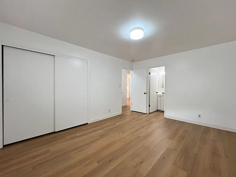 849 Laguna St — Photo 20
