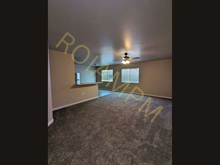 1215 South Eisenhower Street — Photo 14