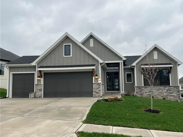 13105 W 72nd St, Shawnee, KS 66216