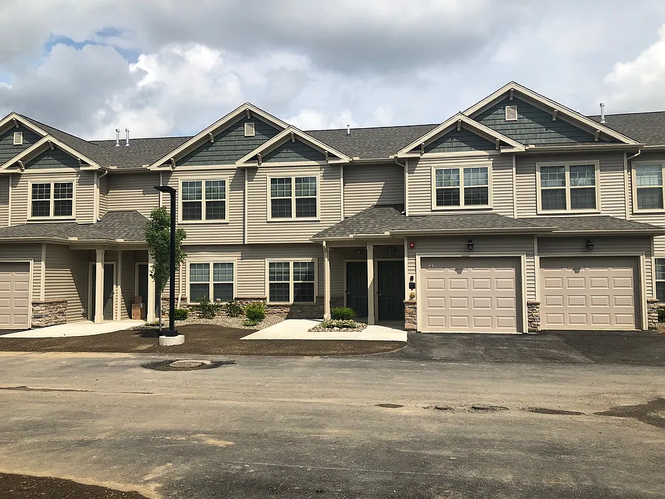 Woodside Villas Apartments