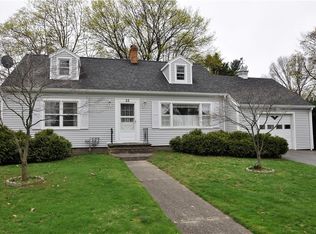 22 Cleverdale Rd, Rochester, NY 14616