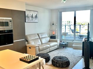 180 E 2nd Ave #2106, Vancouver, BC V5T0K4