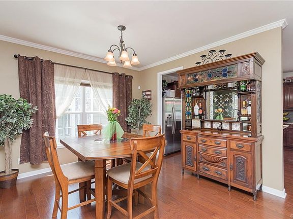 5th image of 11453 Sadler Walk Ln