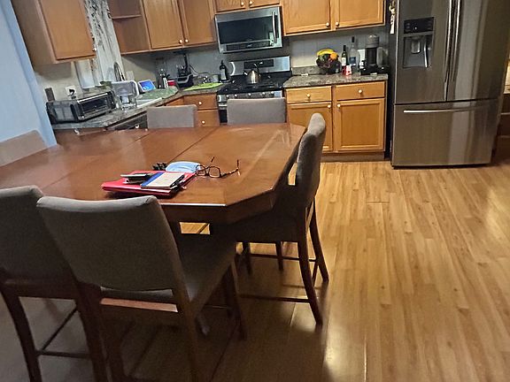 2nd image of 6252 S Newland Ave APT 2S