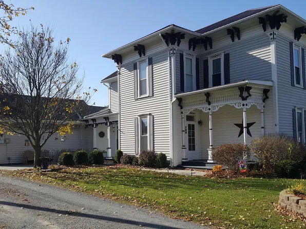 208 W Market St, Rockford, OH 45882