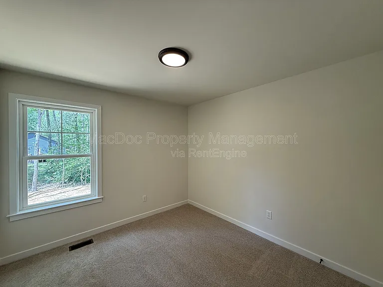 47 Birch Ln — Photo 16