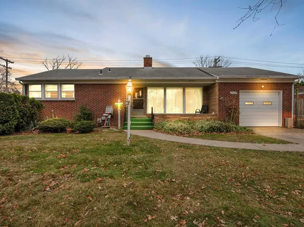 27192 Little Mack Ave, Saint Clair Shores, MI 48081