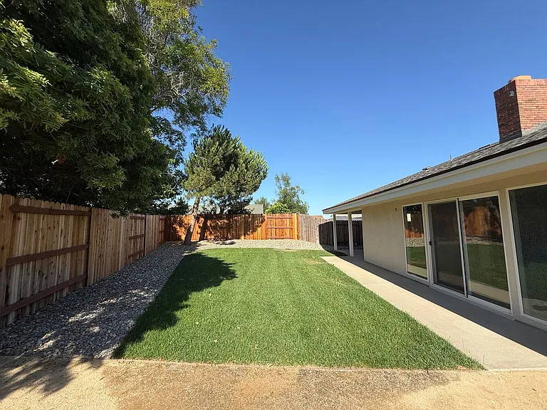 1120 Village Dr — Photo 66