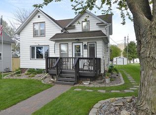 614 Broadway St, Hartland, MN 56042