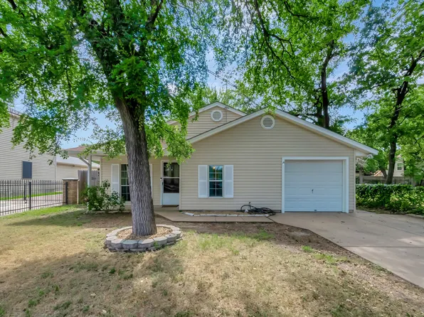 3600 Mohawk Trl, Lake Worth, TX 76135