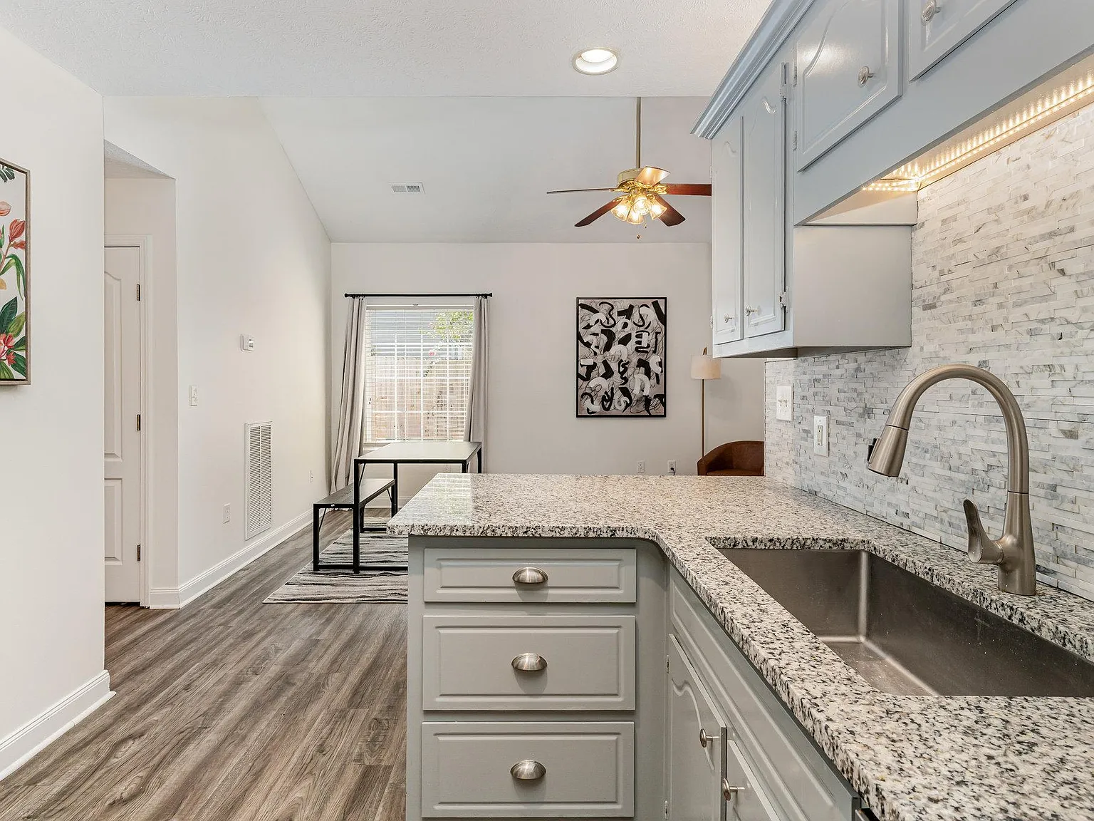 4 bed, 2.0 bath, 1650 sqft, $1,027 — Photo 4