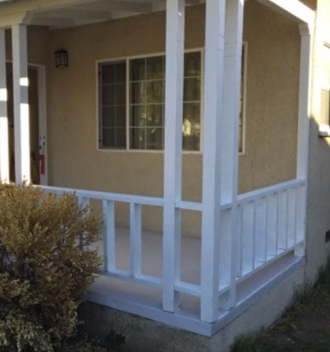 1st image of 1049 W 27th St
