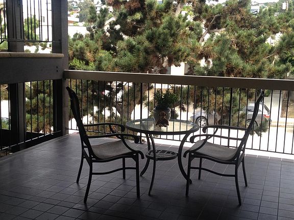 5th image of 7434 Herschel Ave Unit 4