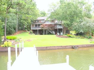 127 Watersedge Rd, Greenwood, SC 29649