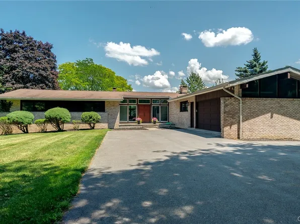 5157 Skyline Dr, Syracuse, NY 13215