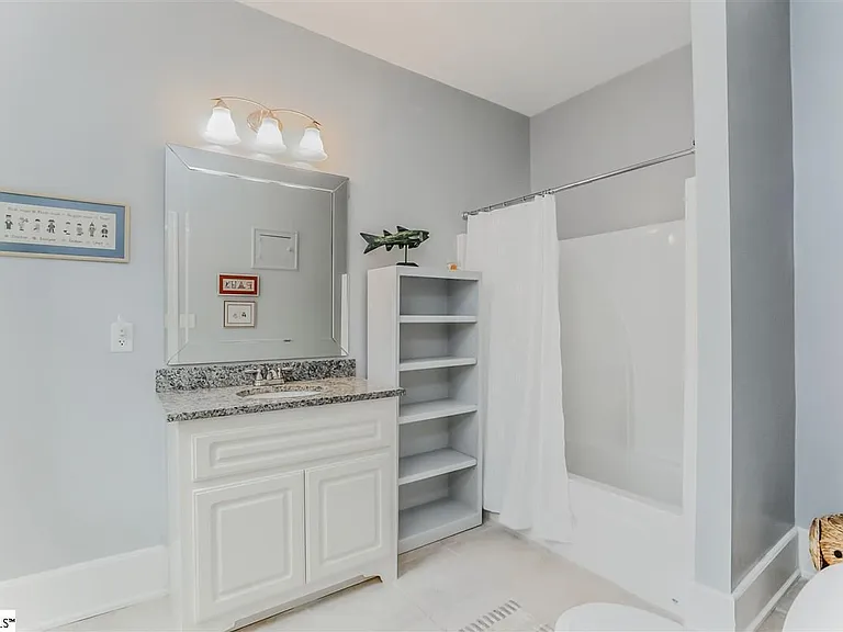 19 David St — Photo 17