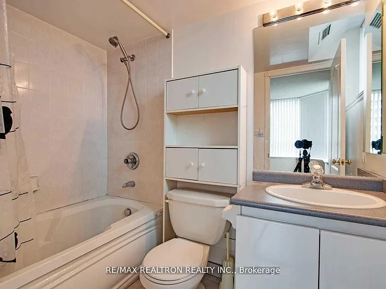 850 Steeles Ave W #1103 — Photo 28