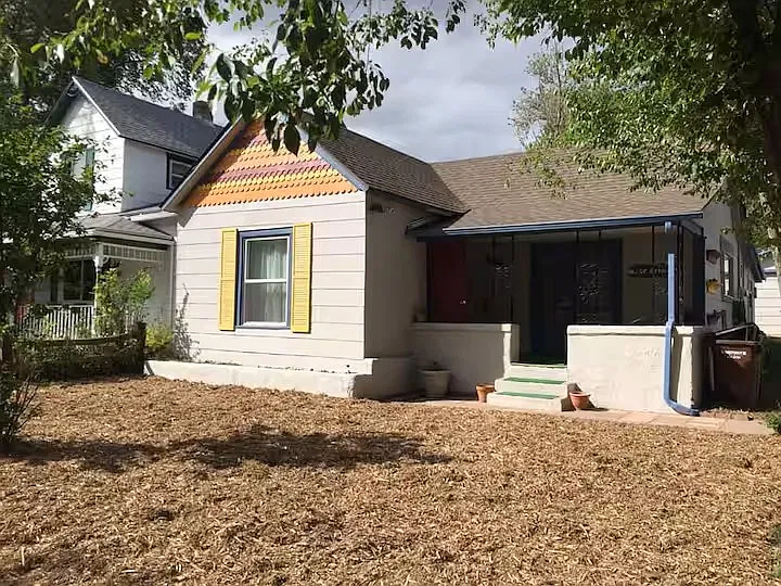 3146 W Pikes Peak Ave — Photo 1
