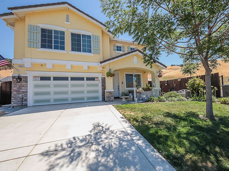 1st image of 3901 Osprey Dr
