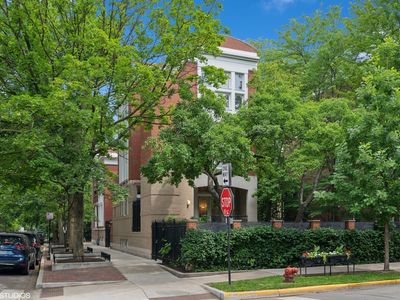 2209 N Seminary Ave, Chicago, IL, 60614
