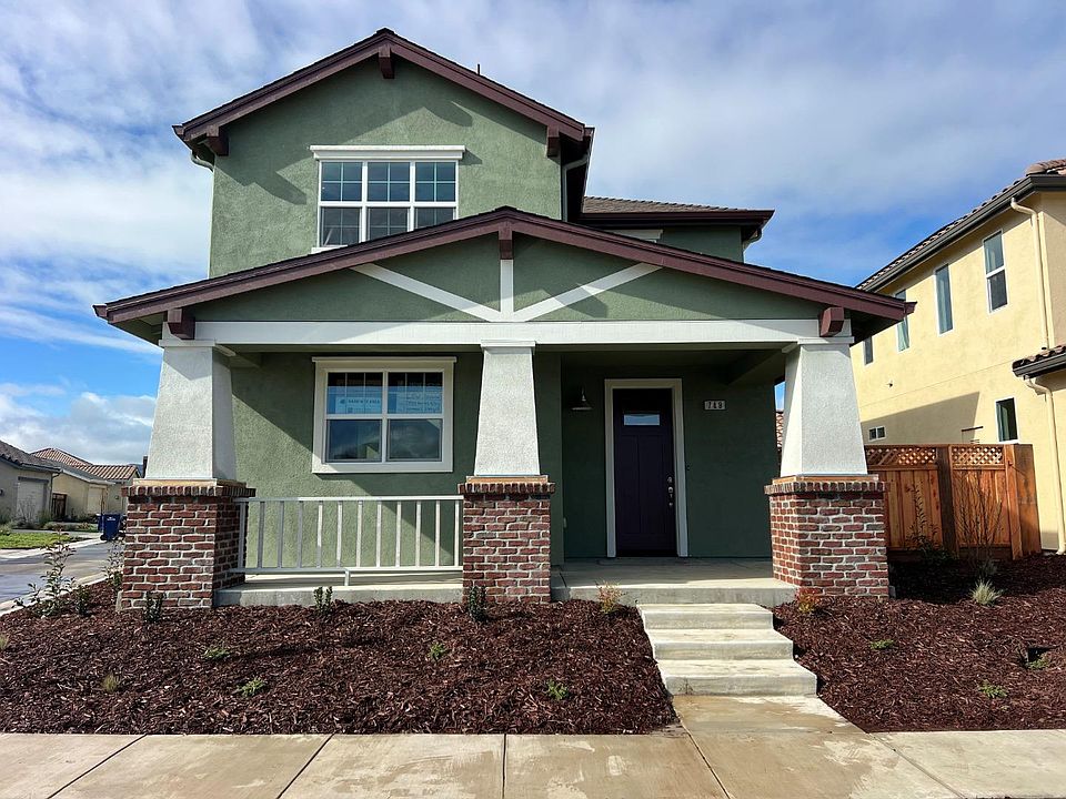 1st image of 749 Aurora Way