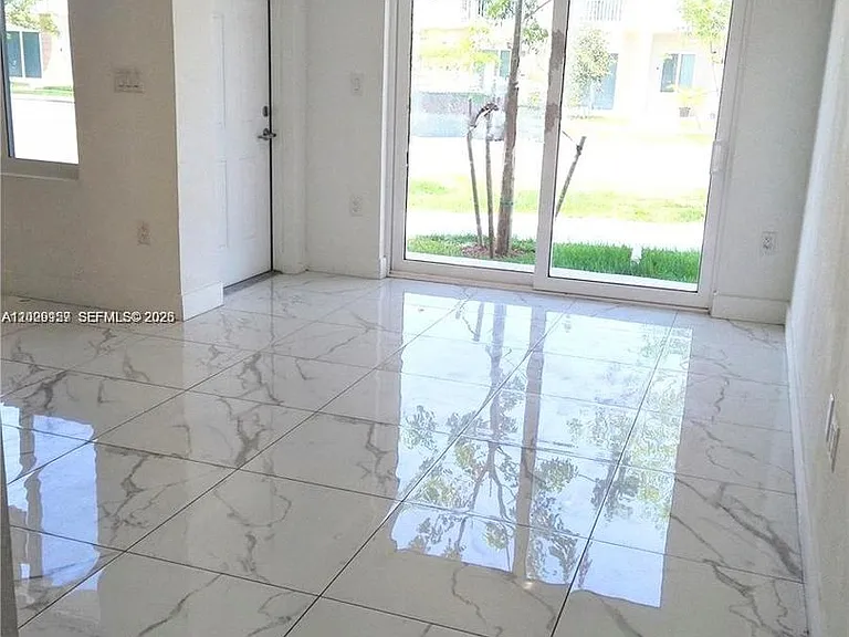 25810 SW 144th Ave #0 — Photo 3