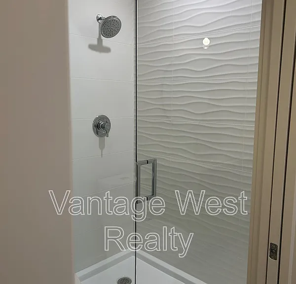 3699 Capozzi Rd #406 — Photo 12