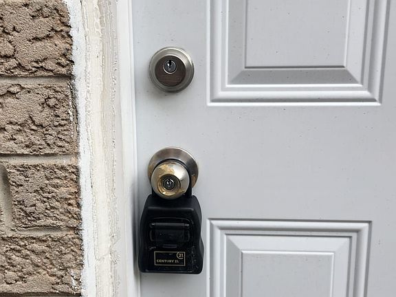 2nd image of 116 Marbella Rd