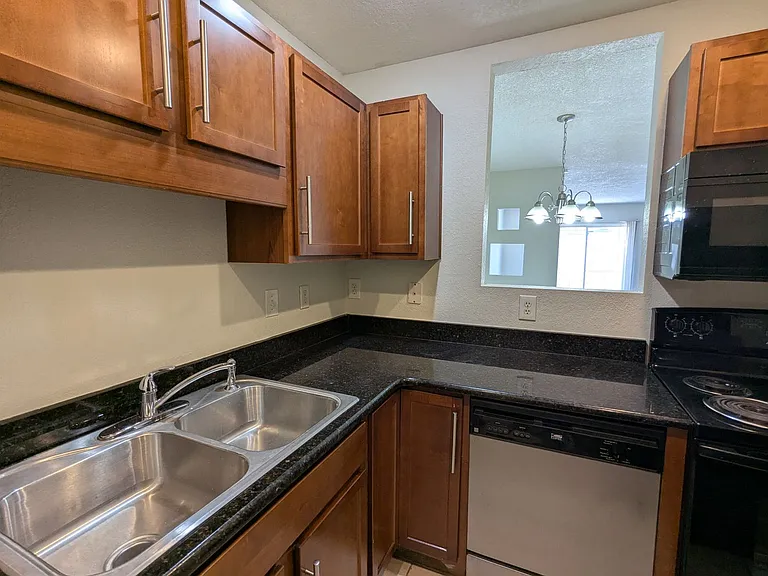 1928 Conway Rd #26 — Photo 10