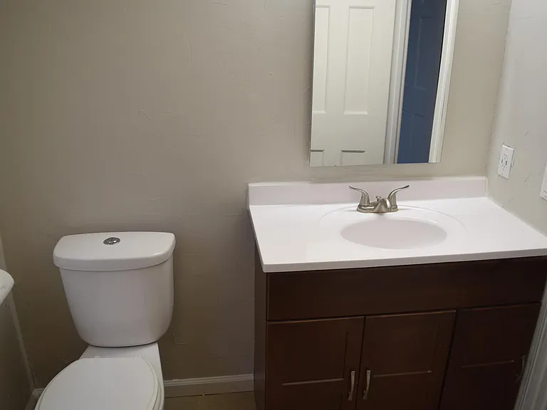 1241 Orchard Heights Dr — Photo 4