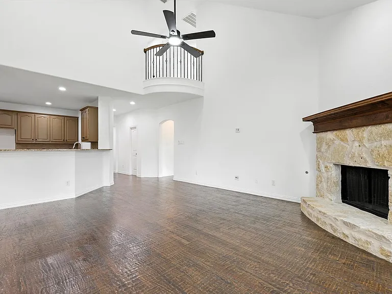 10421 Sexton Dr — Photo 8