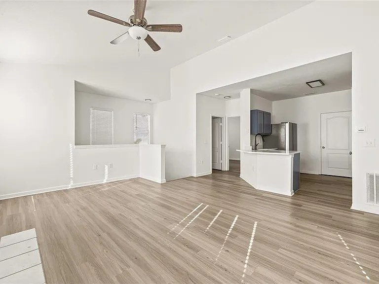 18006 Villa Creek Dr — Photo 20