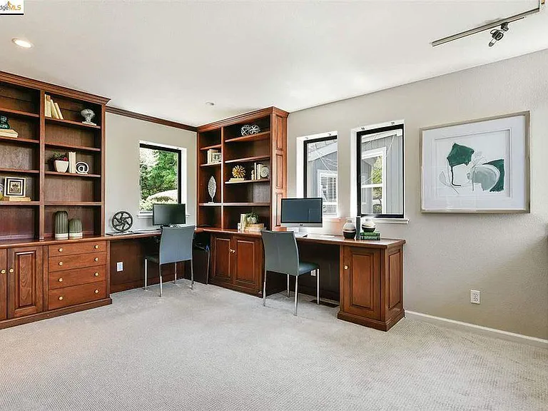49 Bay Forest Dr — Photo 14
