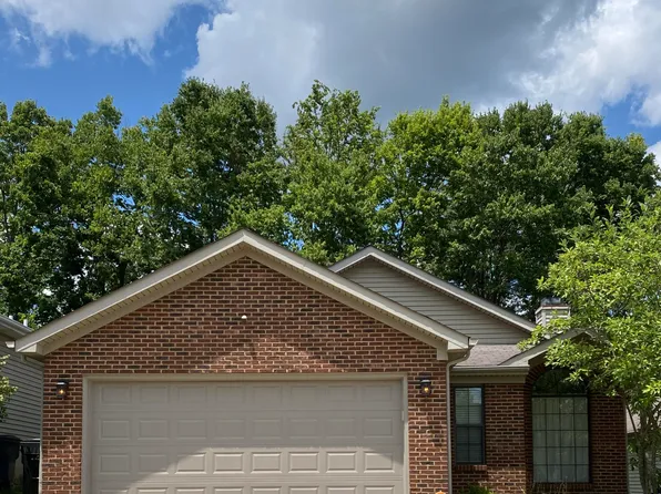 893 Revere Run Dr, Lexington, KY 40509