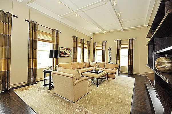 Sold by Leslie J. Garfield | media 20