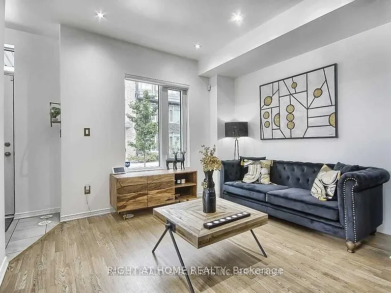26 Applewood Ln #49 — Photo 4
