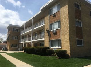 4600 River Rd APT A3, Schiller Park, IL 60176