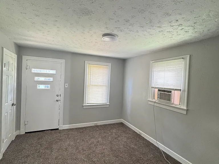 4141 Virginia Ave — Photo 4