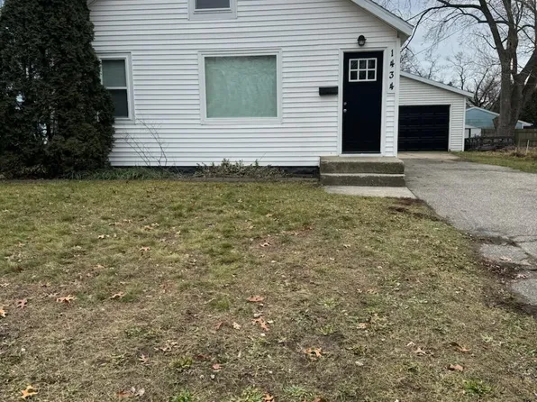 1434 Walnut St NE, Grand Rapids, MI 49503