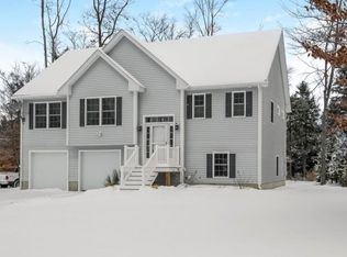 26 Collins Cir, Rochester, NH 03867